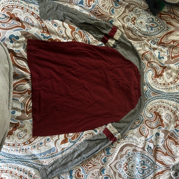 Sonoma size 7 boys Henley - Picture 4 of 4